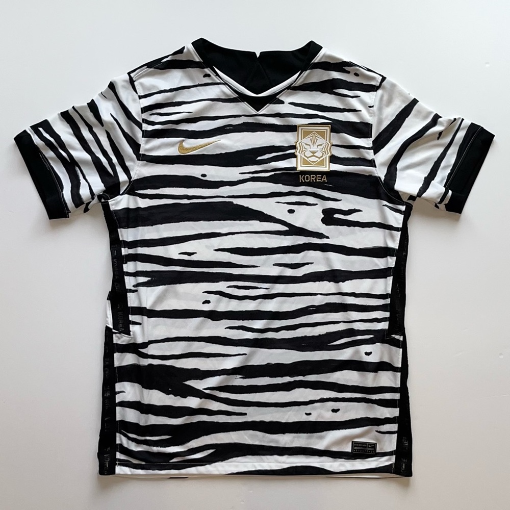 Nike 2020-21 South Korea Away Kit